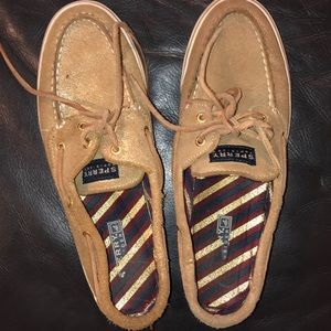 gold sperrys